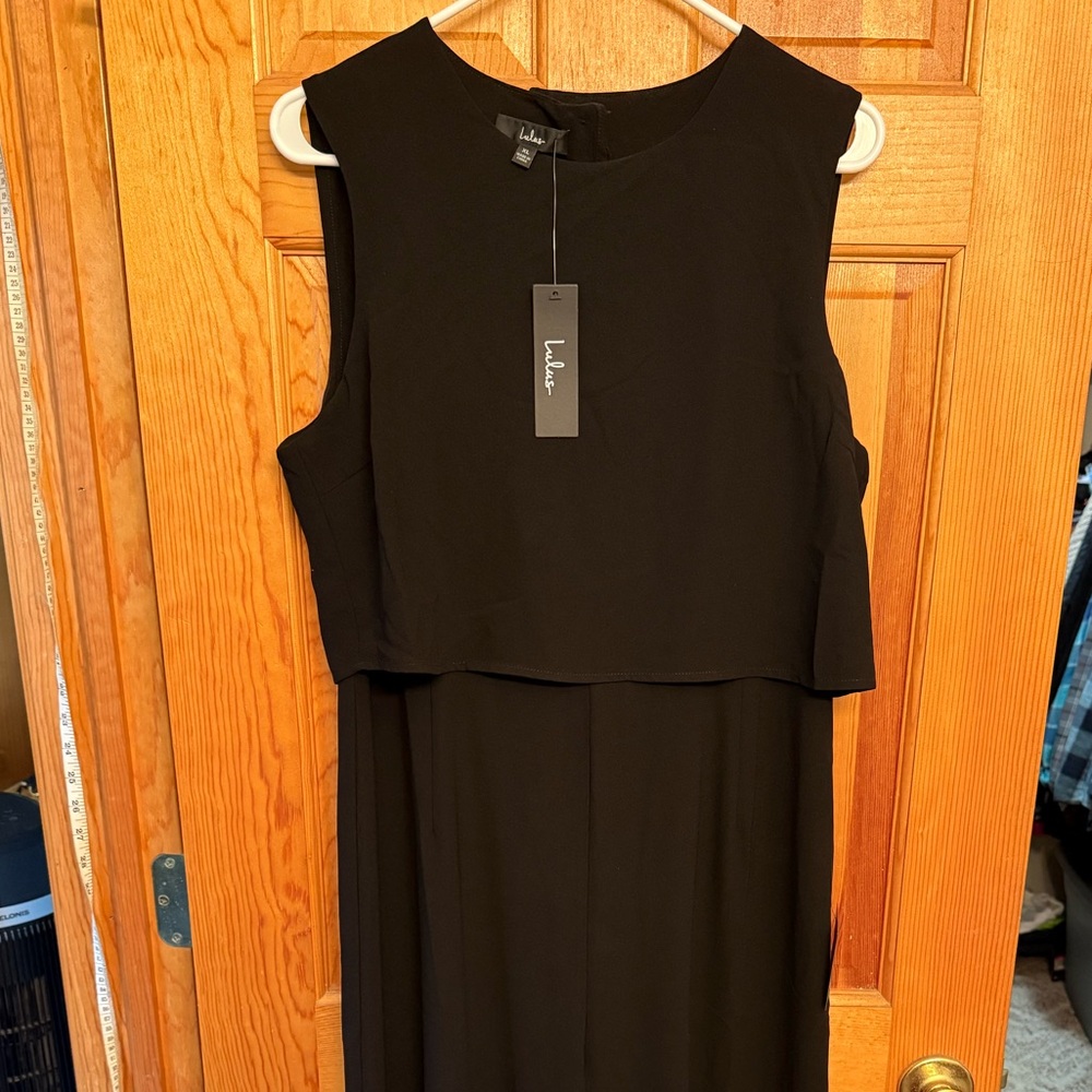 Lulus black cropped jump suit.